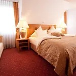 Hotel Mueller 3*