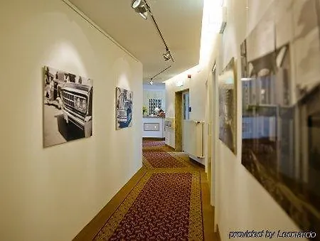 Mueller Hotel